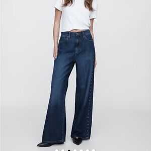 NWT Gap High Rise SuperSoft Studded Wide-Leg Jeans